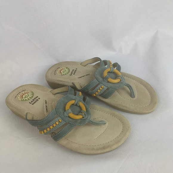earth shoes womens sandals